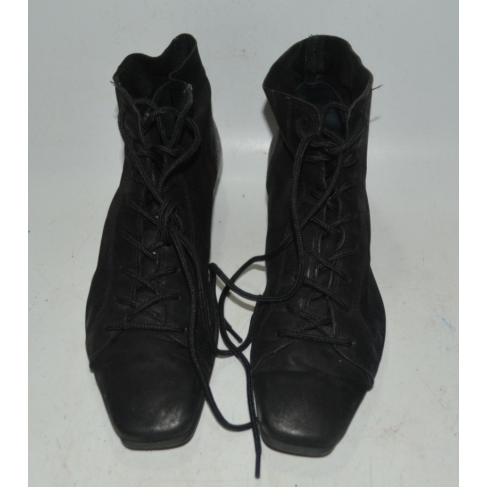 John Fluevog Women's Heeled Lace-Up Boots Size 9.5 – Used – Unique Fit